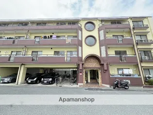 ベルフラワー山下【1階】の外観