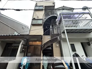 本多マンション【3階】の外観