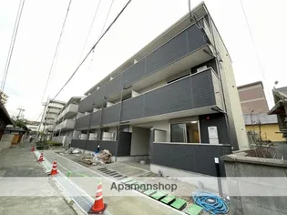 クレセント江坂【3階】の外観