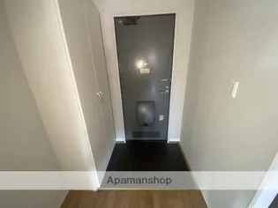 イートンパレス松原【2階】の玄関