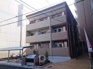 オズ【2階】の外観