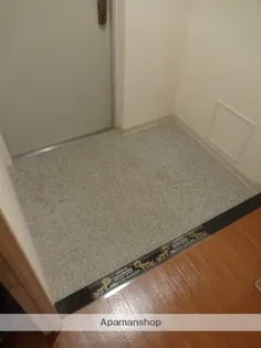 アルデール・カサ【2階】の玄関