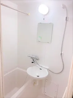 レオパレスウグイス【2階】の風呂