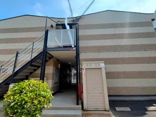 レオパレスウグイス【2階】の外観