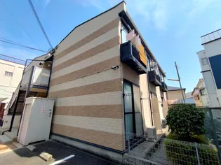 レオパレスウグイス【2階】の外観