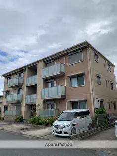 シャーメゾンエミネンスの画像