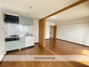 セレーノルーチェ【2階】の居間