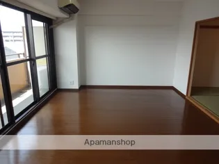 ルネ門戸【12階】の居間