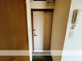 ビクトワール・シェル【2階】の玄関