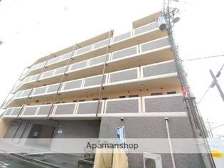 イスタナ フセの画像