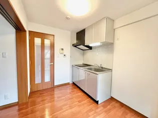 サウスサイド武庫之荘【304号室】の内装