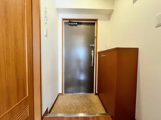 サウスサイド武庫之荘【304号室】の玄関