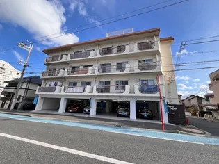 コーポ白峰【2階】の外観