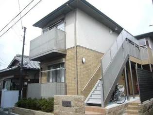 イーリス【201号室】の外観