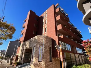 プラマー3番館【202号室】の外観