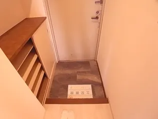 エスパシオ塚口【1階】の玄関