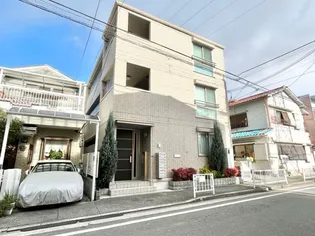 メゾン トレビナの画像