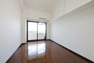 グランシャリオ塚口【306号室】の居間