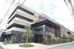 シー・クリサンス西岡本【2階】の外観