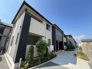 メゾン ド シュシュ ウェスト【2階】の外観