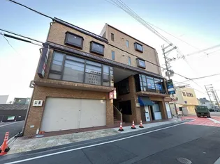 依岡ビル【4階】の外観