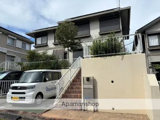 奈良県奈良市学園緑ヶ丘1丁目【テラスハウス】の外観