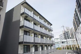 レオパレスヴィルヌーブ大和王寺【4階】の外観