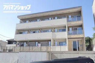 ラ・ルミエール【1階】の外観