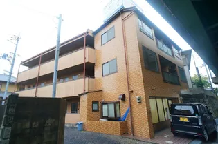 メゾン ドゥ クリヨンの画像