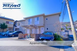 グランヒルミワB棟【1階】の外観