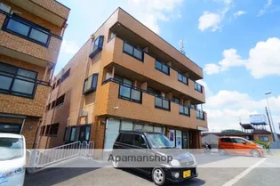 シャトー・ドゥ・クリヨン【4階】の外観