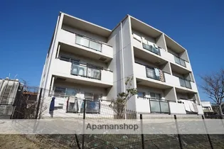 サンローレル生駒【3階】の外観