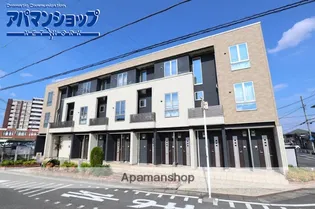 フィオーレ小泉【3階】の外観