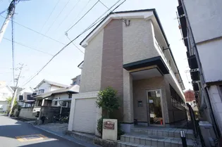 パレット法蓮【2階】の外観