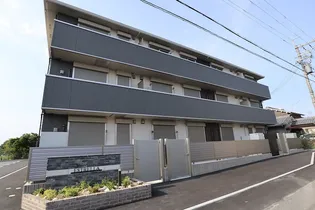 エストレヤ【3階】の外観