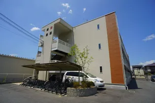 レオネクストコミンチャーレ九条【103号室】の外観