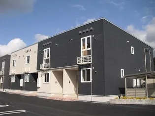 ネオン・アージュA【1階】の外観