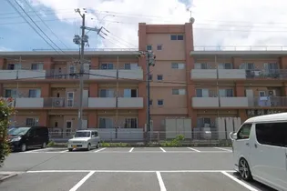 ベルエア E棟【2階】の外観