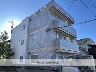 ラッフルズ【1階】の外観