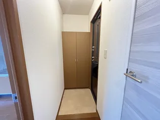 ボナールヴィラ【203号室】の玄関