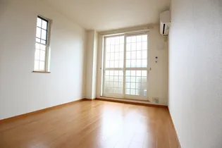 グリュッククレー A棟【2階】の内装