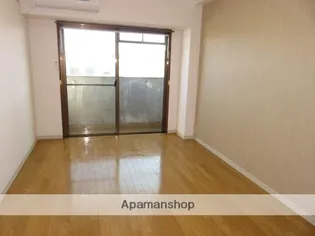 アビタシオンドゥ【602号室】の居間