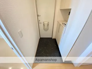 ハイライズ【302号室】の玄関