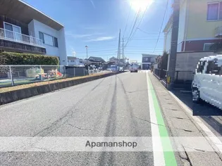 ドゥファミーユ【2階】の周辺