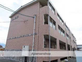 ロスピノス【1階】の外観