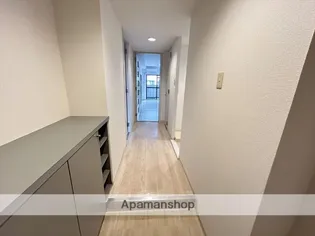 エクセレント米子【4階】の玄関