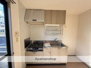 コート・デ・ボナールB棟【102号室】の居間