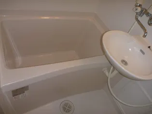 レオパレスペニンシュラA【203号室】の風呂