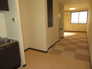 レオネクストコルデ【105号室】の居間