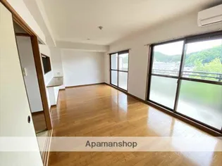 リバーコート【5階】の居間